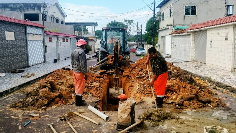 Prefeitura de Manaus recupera rede de drenagem profunda no conjunto Juruá, no Alvorada I