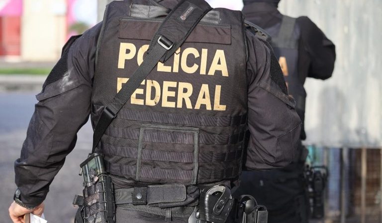 Polícia Federal alcança marca recorde de 17 mil foragidos capturados em 2026