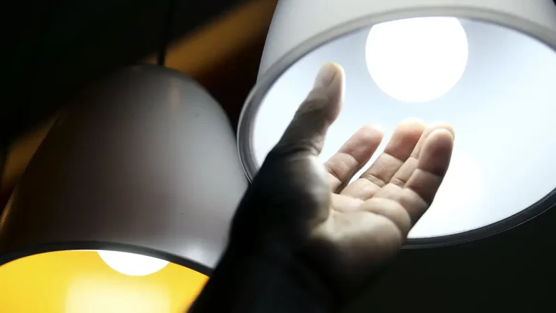 Prévia da inflação de outubro é menor, com queda de preços de água e luz