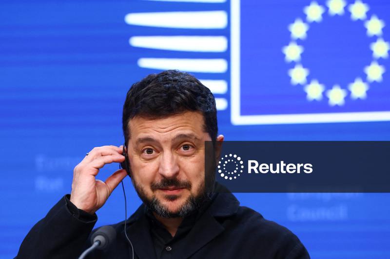Zelenskiy critica acordo entre EUA e Rússia sobre diesel
