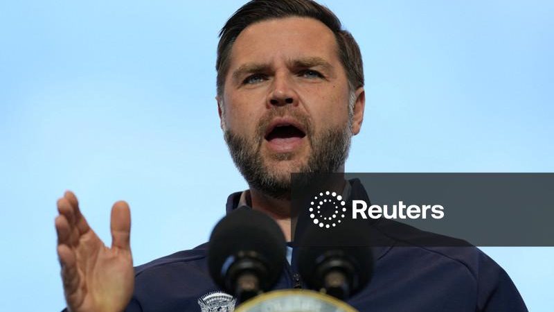 EXCLUSIVO-JD Vance diz que Irã precisa reduzir enriquecimento de urânio para pôr fim à guerra