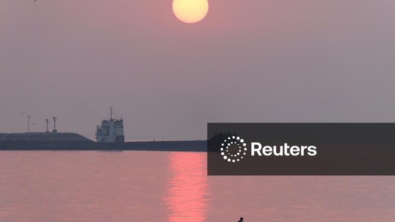 Irã diz que Estreito de Ormuz não será reaberto até que condições sejam atendidas